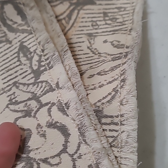 NWT DG2 by Diane Gilman Paisley Flare Pants with fringe hem Size 16 - Picture 6 of 7